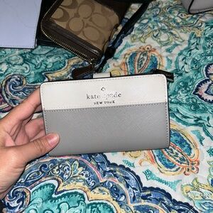 Kate Spade Cream and Gray Wallet